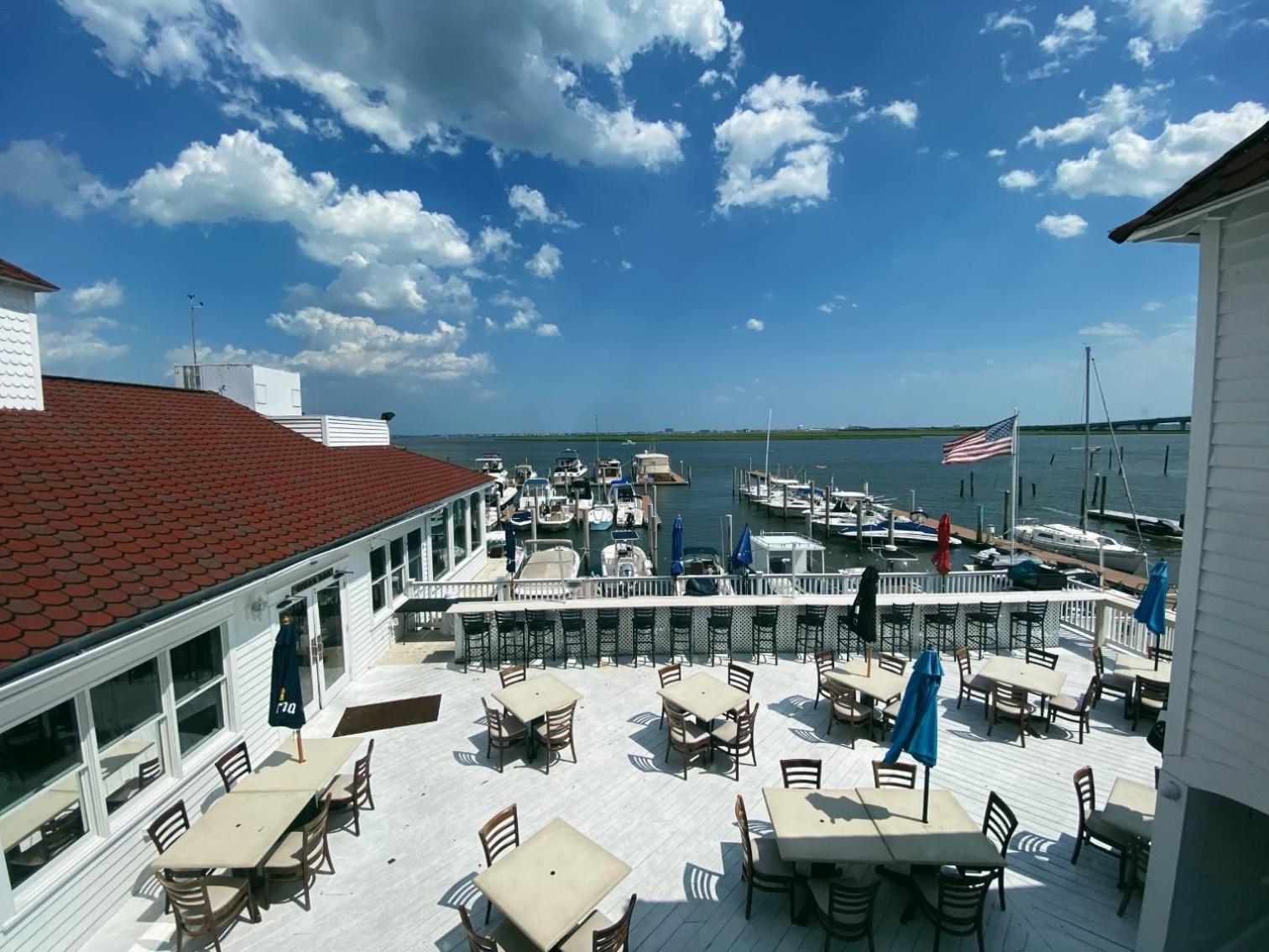 Tavern On The Bay Hotel - Frank Sinatra Suite Somers Point Esterno foto