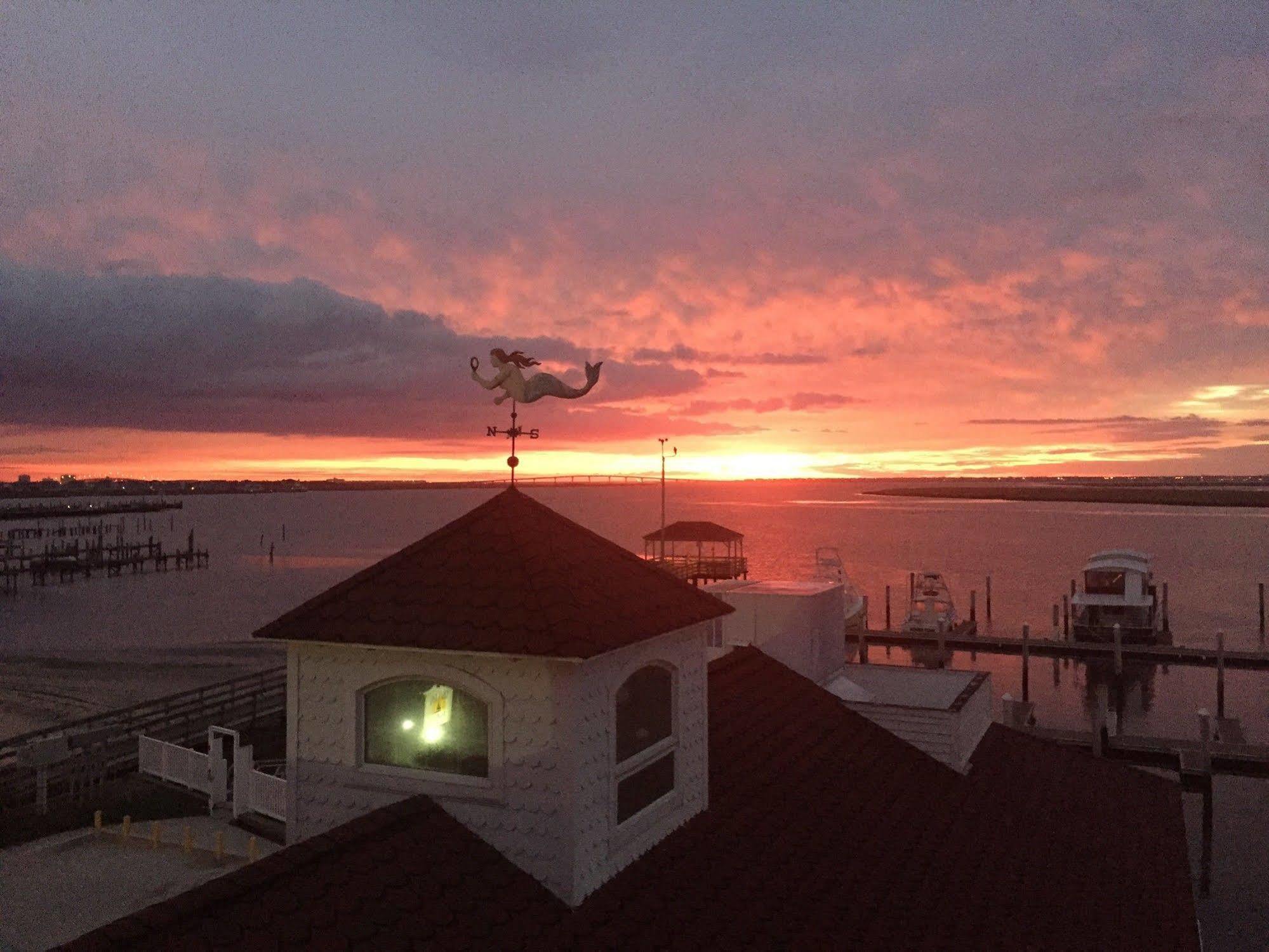 Tavern On The Bay Hotel - Frank Sinatra Suite Somers Point Esterno foto