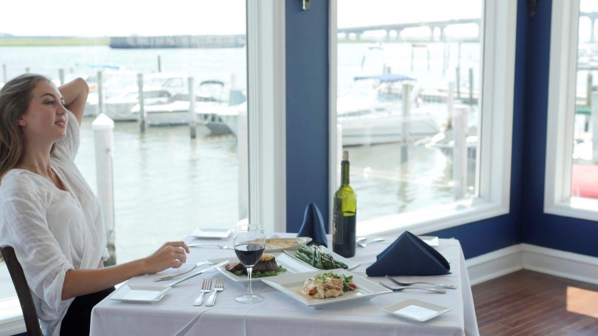 Tavern On The Bay Hotel - Frank Sinatra Suite Somers Point Esterno foto